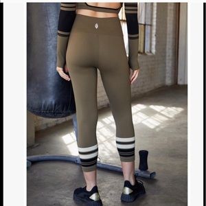 NWOT fp movement leggings